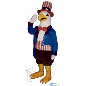 I really want to try on a mascot costume someday.