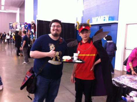 I was happy to see such a new anime having cosplayers already.