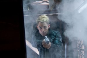 star-trek-into-darkness-chris-pine1-535x356